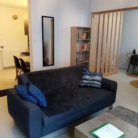 Lapacca For 3 People, Individual Garage, Close To Train Station Λούρδη