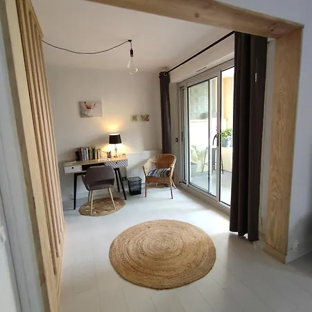 Lapacca For 3 People, Individual Garage, Close To Train Station * Λούρδη