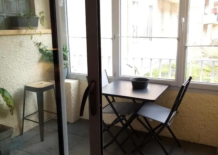 Lapacca For 3 People, Individual Garage, Close To Train Station Apartament Lourdes