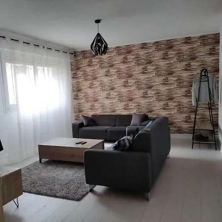 Lapacca For 3 People, Individual Garage, Close To Train Station *